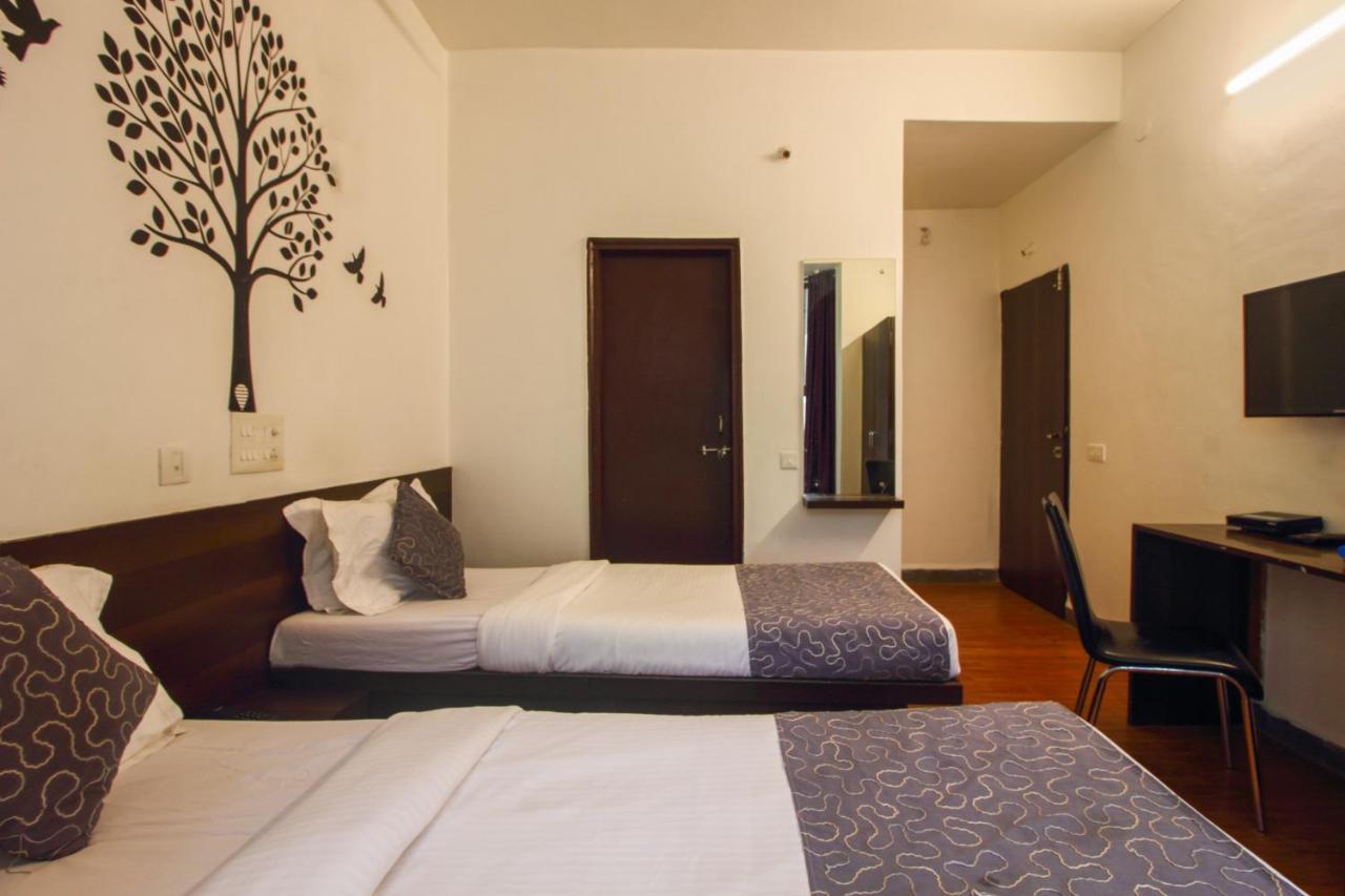 Oyo 3802 Hotel Nirmal Residency Aurangābād Esterno foto