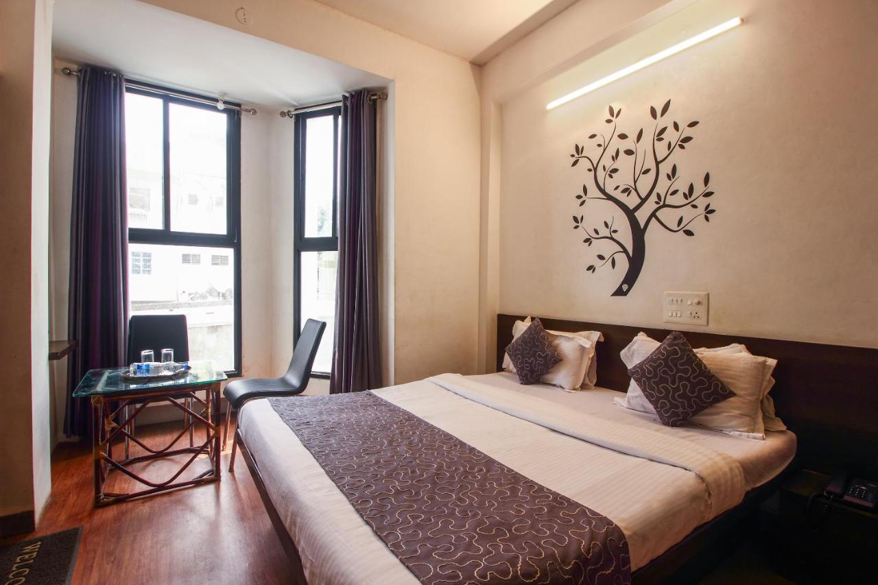 Oyo 3802 Hotel Nirmal Residency Aurangābād Esterno foto